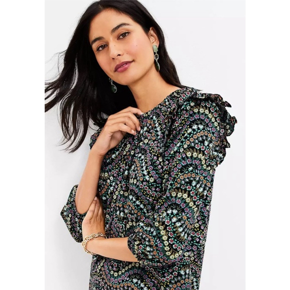 New LOFT Garden Dobby Tie Back Ruffle Blouse Black Calico Floral Cottagecore XS - Picture 2 of 11